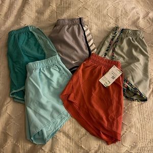 BUNDLE OF NIKE/HALARA SIZE M ATHLETIC SHORTS